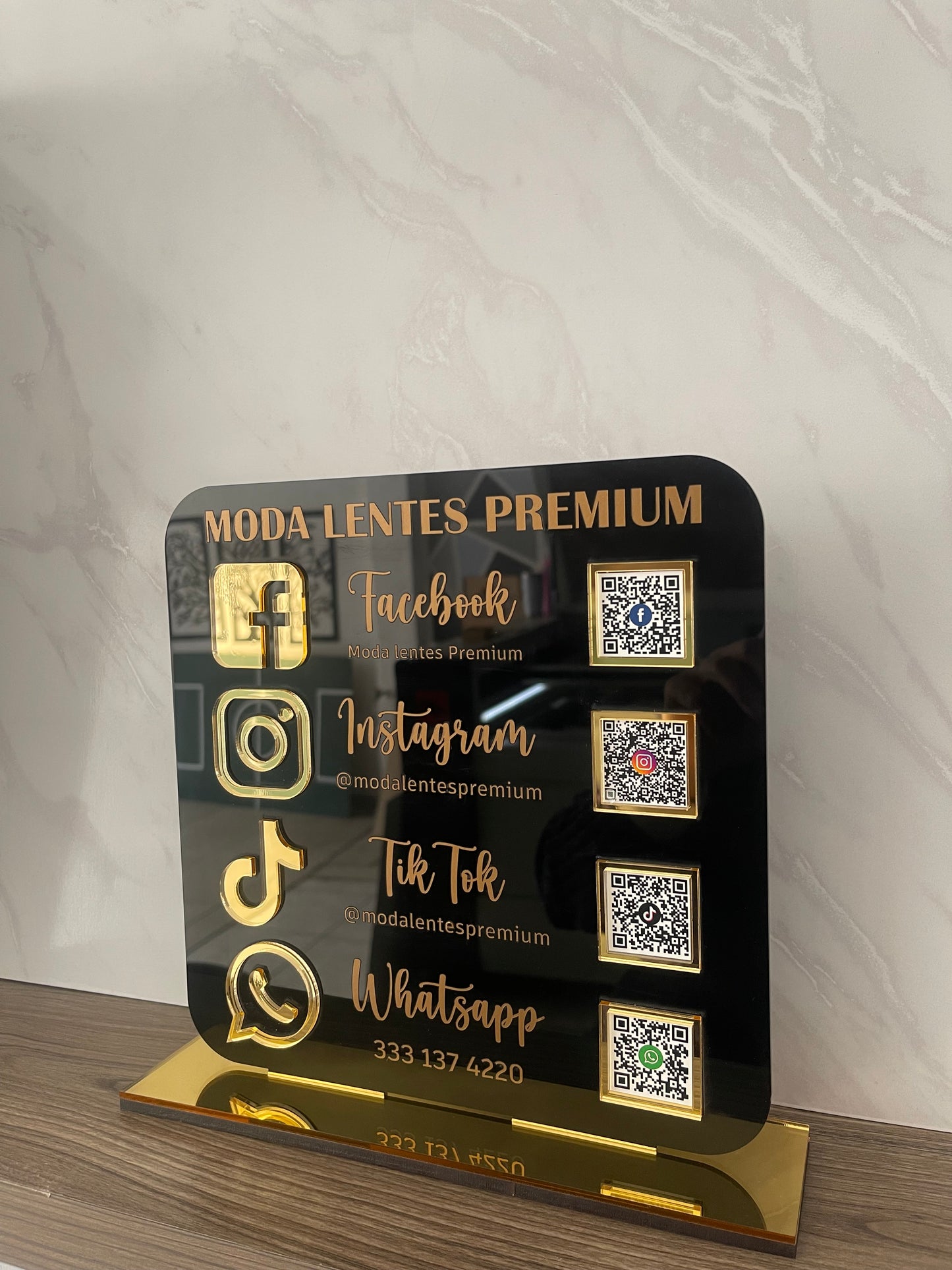 LETRERO REDES SOCIALES