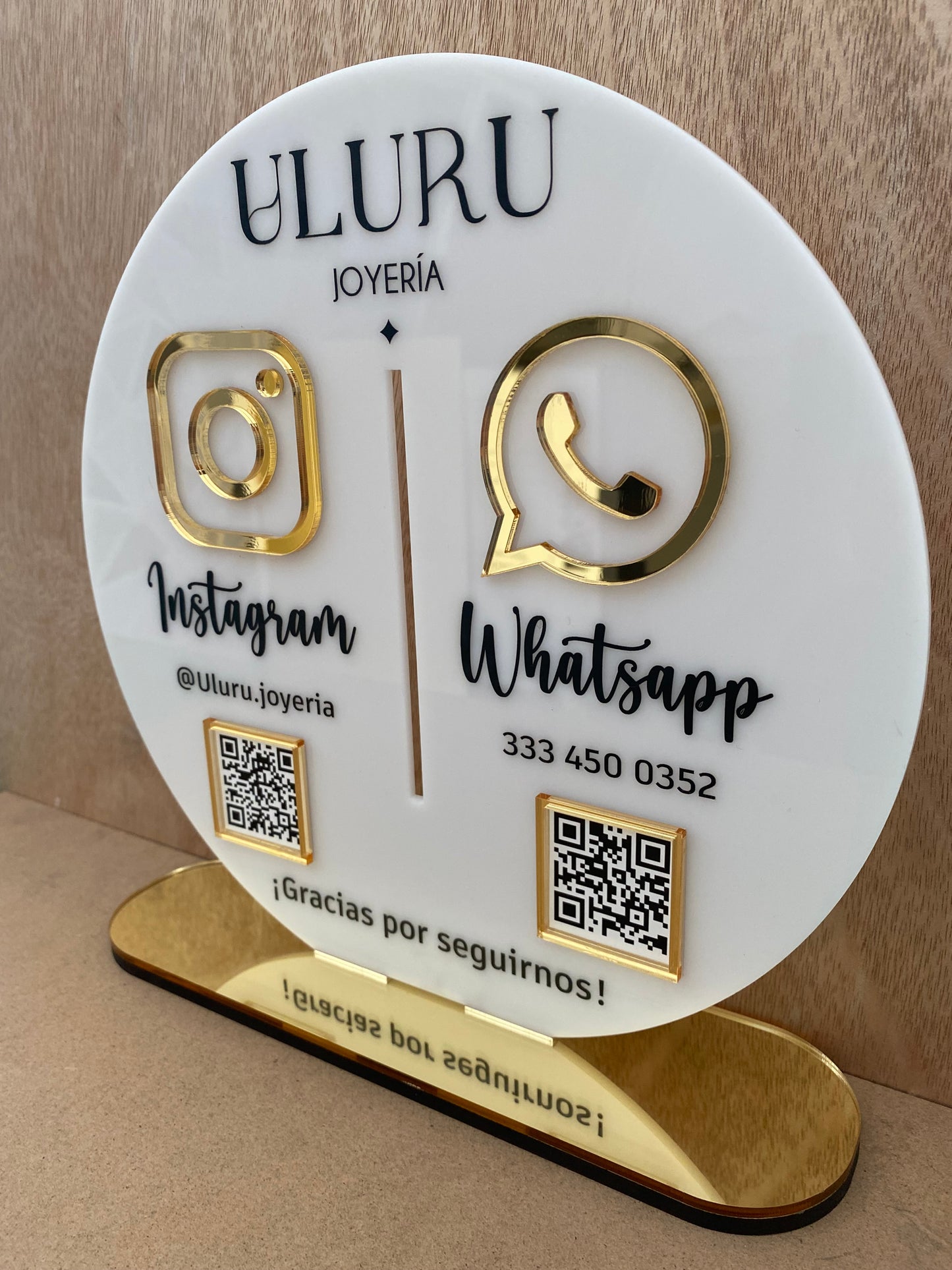 LETRERO REDES SOCIALES