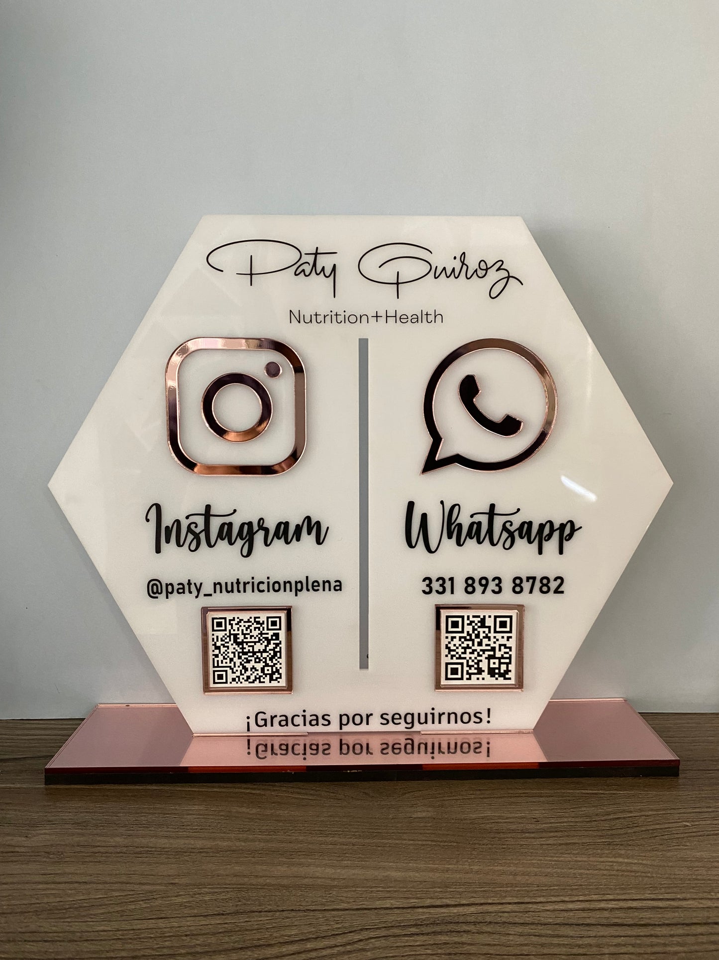 LETRERO REDES SOCIALES