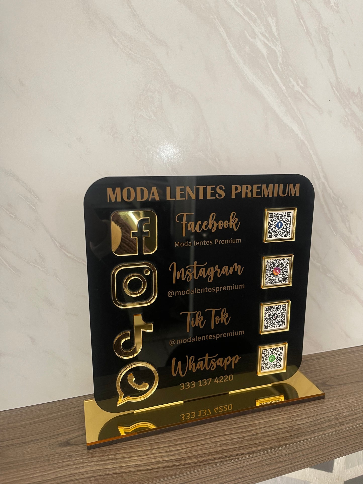 LETRERO REDES SOCIALES