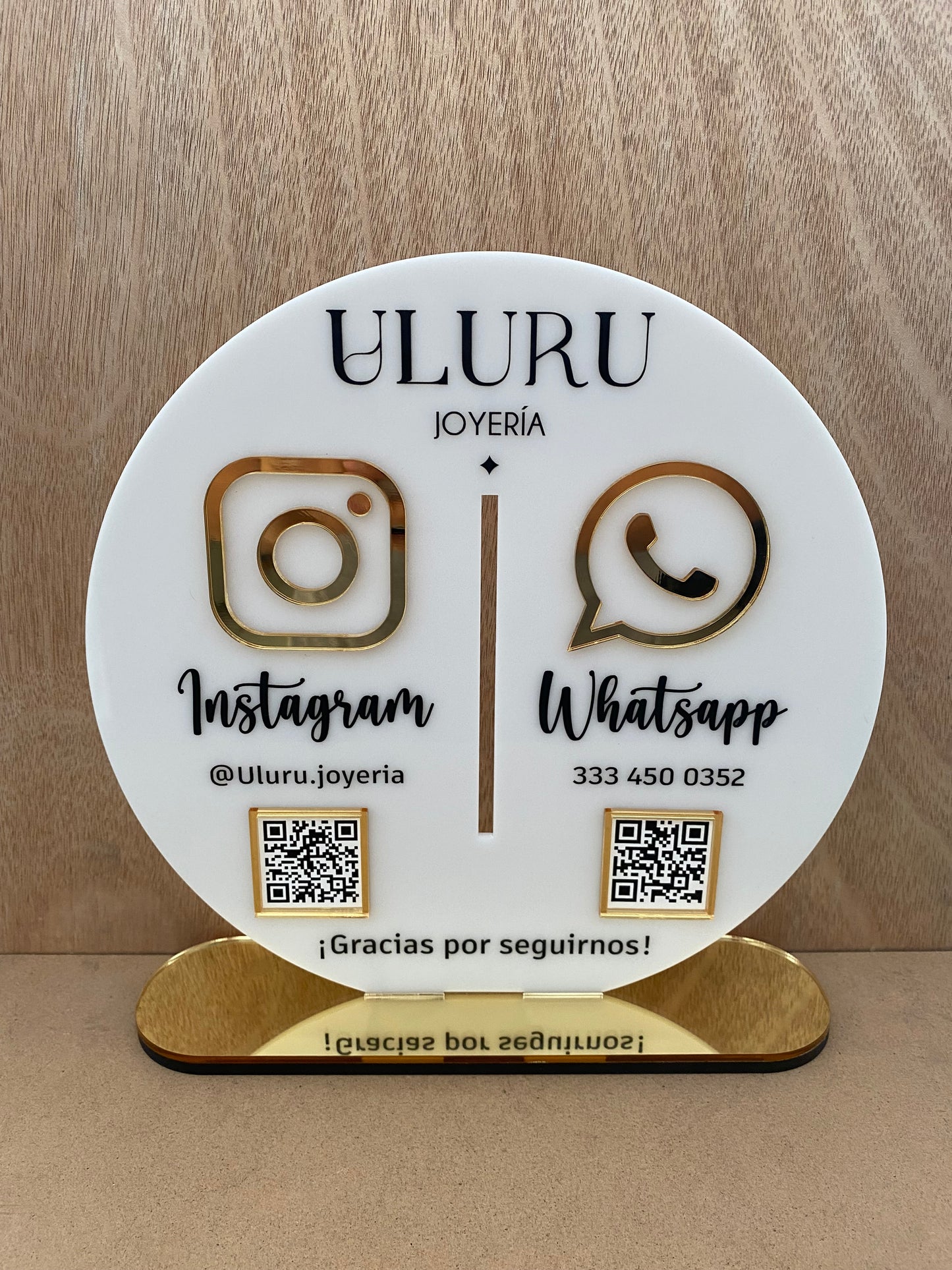 LETRERO REDES SOCIALES