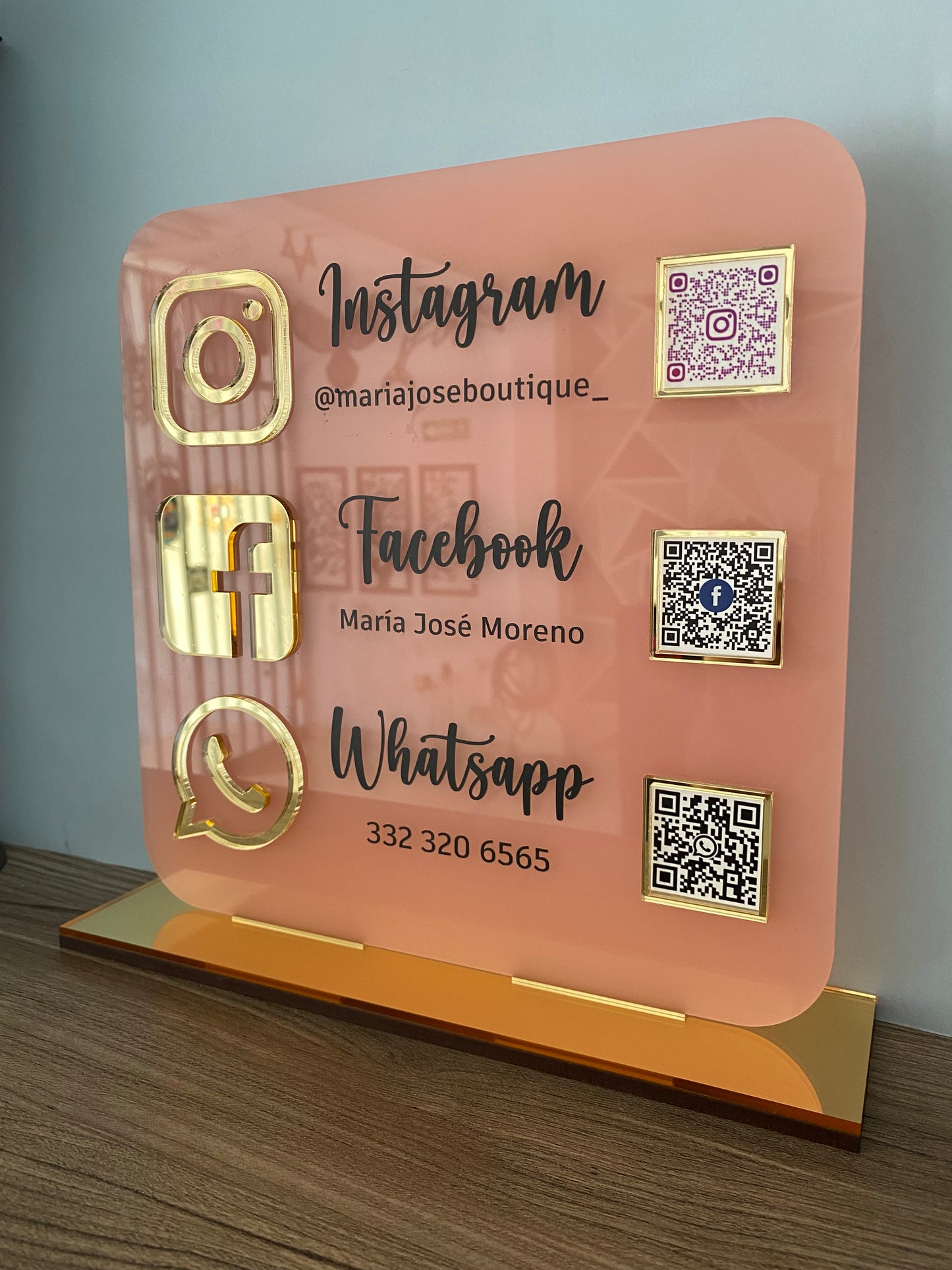 LETRERO REDES SOCIALES