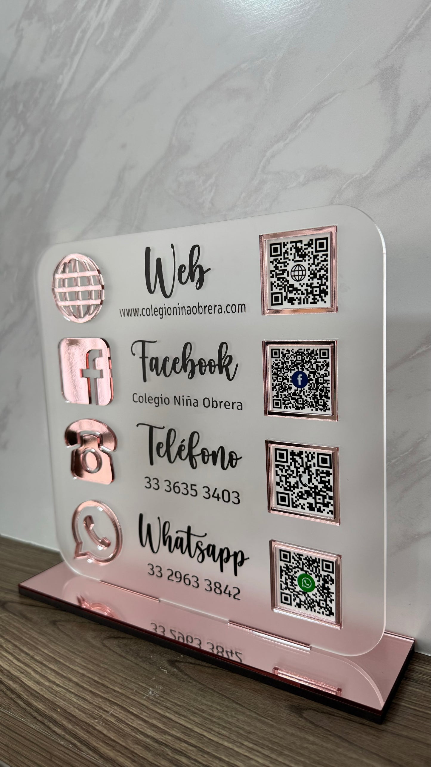 LETRERO REDES SOCIALES